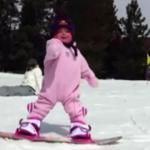 To dziecko ma roczek - a jeździ na snowboardzie lepiej niż Ty!
